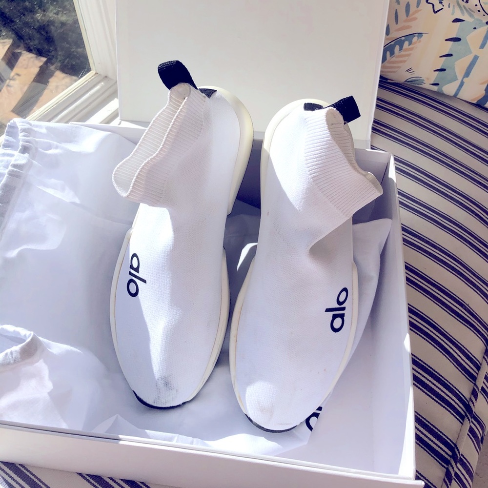 ALO YOGA SHOES